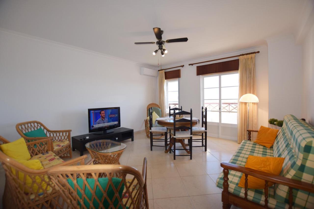Appartement Carob By Algartur - 3 Mins Downtown - Terrace à Santa Luzia  Extérieur photo